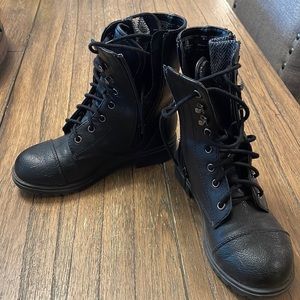 Girls Black Combat Style Boots Size 13